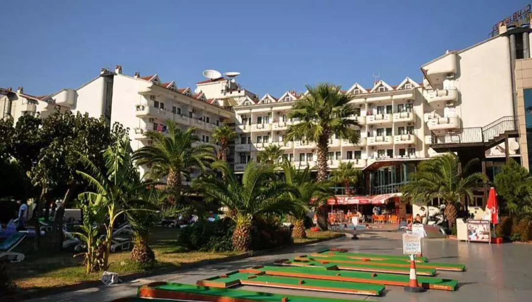 هتل کلاب پینتا مارماریس